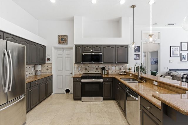 17701 GREY EAGLE ROAD, Tampa, FL 33647