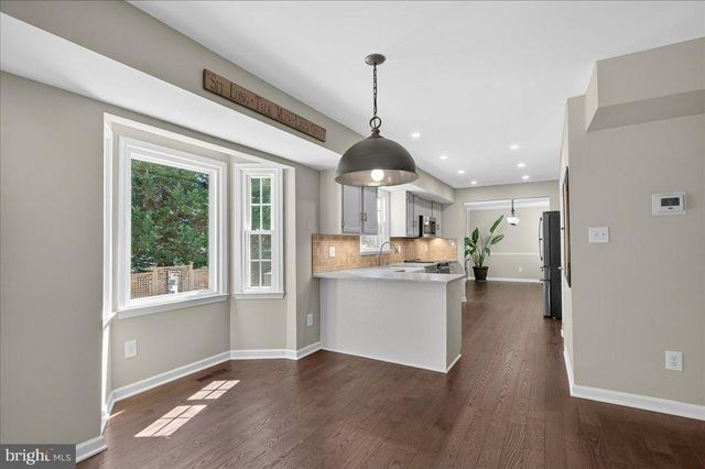 13509 OAK IVY LN, Fairfax, VA 22033