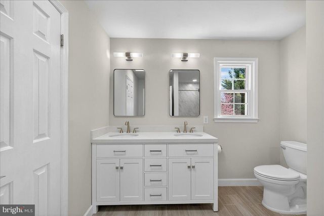 13509 OAK IVY LN, Fairfax, VA 22033