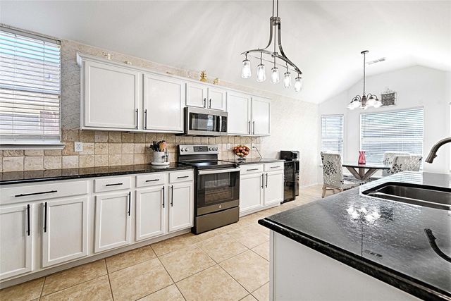 3114 Blake Street, Corinth, TX 76210