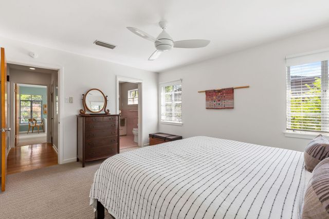 1408 Larkwood DR, Austin, TX 78723