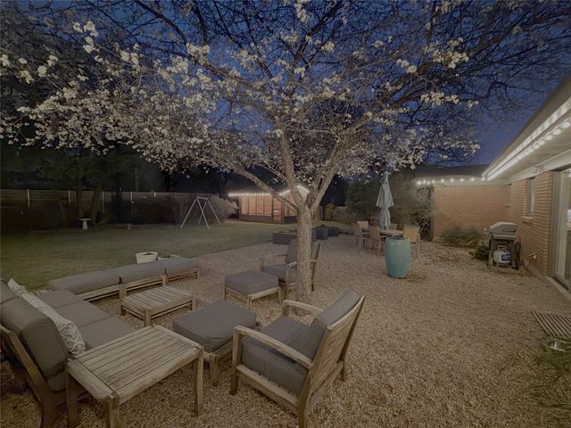 1408 Larkwood DR, Austin, TX 78723