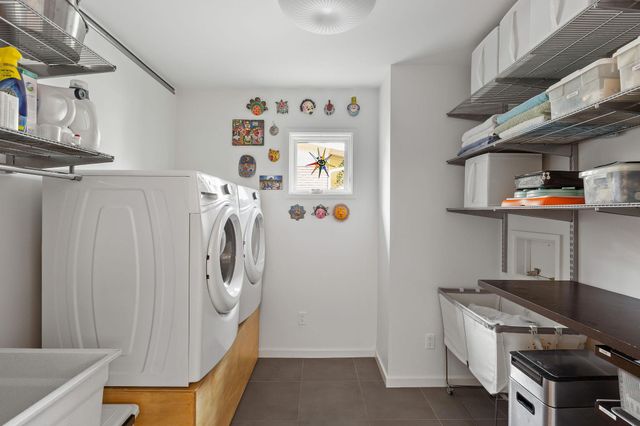 1408 Larkwood DR, Austin, TX 78723