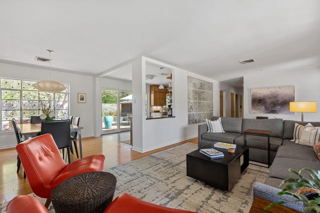 1408 Larkwood DR, Austin, TX 78723