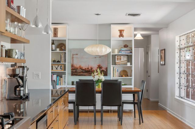 1408 Larkwood DR, Austin, TX 78723