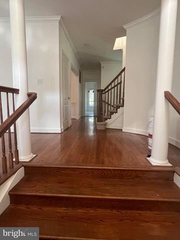 3025 WINDY KNOLL CT, Rockville, MD 20850