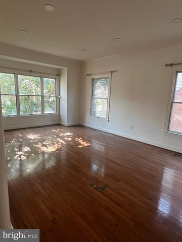 3025 WINDY KNOLL CT, Rockville, MD 20850