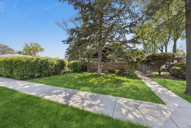 9135 26th Place, Brookfield, IL 60513