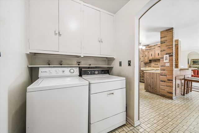 9135 26th Place, Brookfield, IL 60513