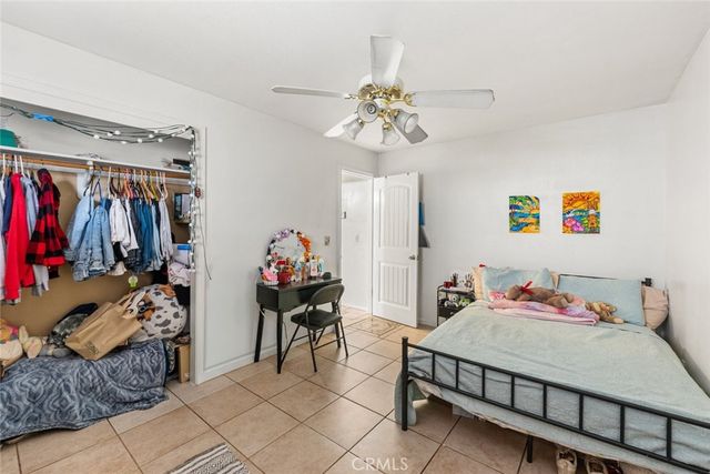 2901 Flint Hills Drive, Bakersfield, CA 93313