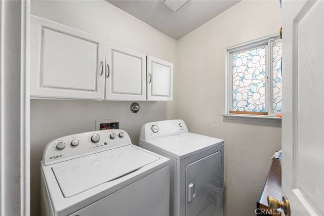 2901 Flint Hills Drive, Bakersfield, CA 93313