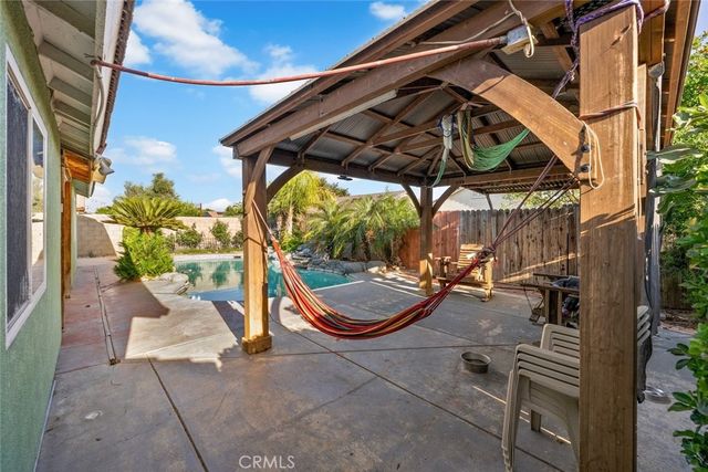 2901 Flint Hills Drive, Bakersfield, CA 93313