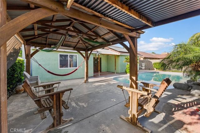 2901 Flint Hills Drive, Bakersfield, CA 93313