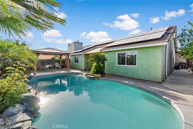 2901 Flint Hills Drive, Bakersfield, CA 93313