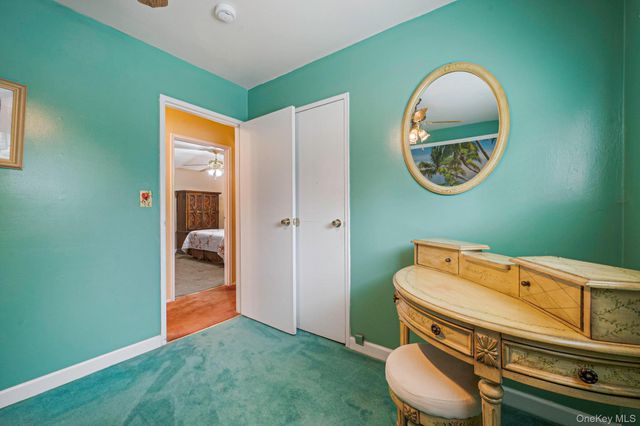 90 Rhode Island Avenue, Bay Shore, NY 11706