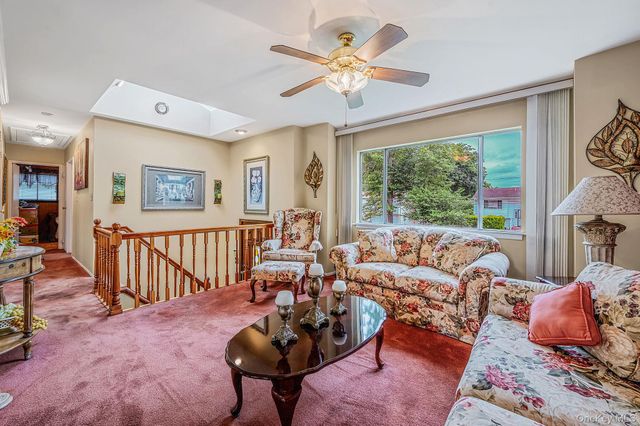 90 Rhode Island Avenue, Bay Shore, NY 11706