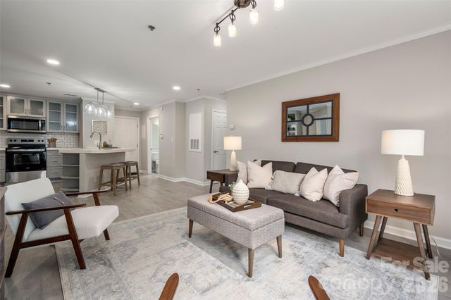 517 N Graham Street 1D, Charlotte, NC 28202