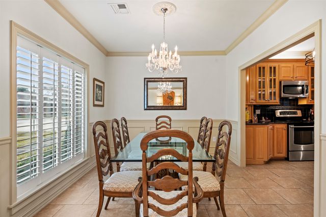 313 Donald Dr, Thibodaux, LA 70301