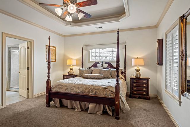 313 Donald Dr, Thibodaux, LA 70301