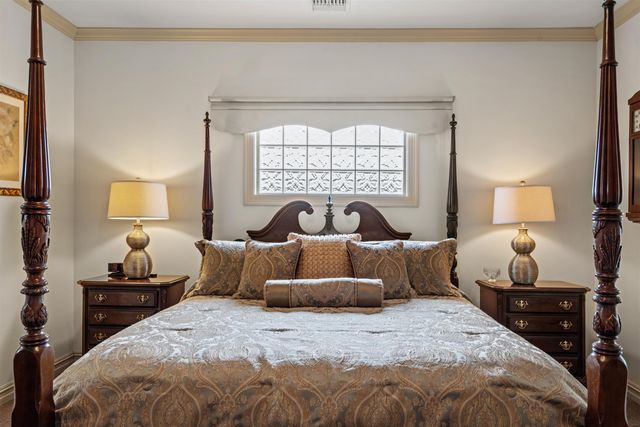 313 Donald Dr, Thibodaux, LA 70301