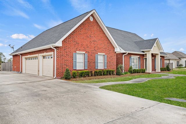 313 Donald Dr, Thibodaux, LA 70301