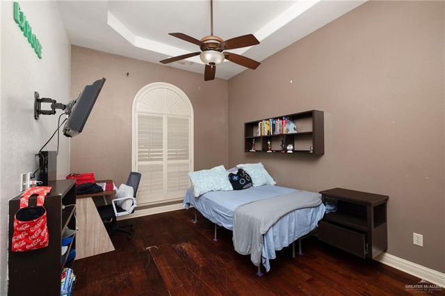 909 Anthony Street, Weslaco, TX 78596