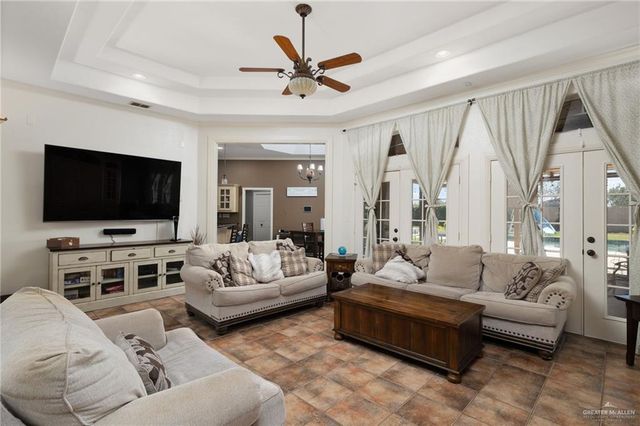 909 Anthony Street, Weslaco, TX 78596