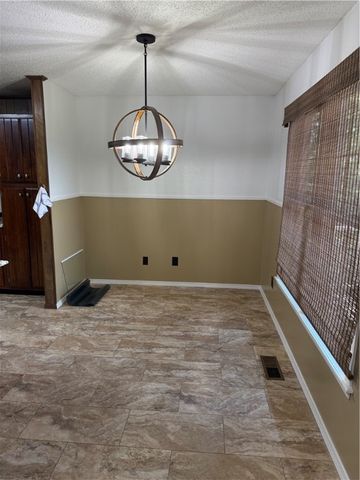 1105 Skyline Drive, Russellville, AR 72802