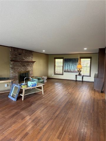 1105 Skyline Drive, Russellville, AR 72802