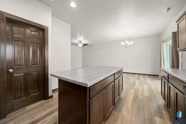 5501 S Seville Pl Place, Sioux Falls, SD 57108