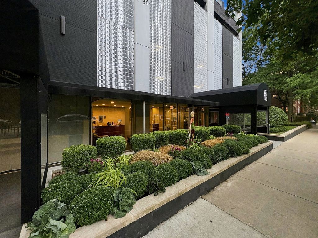 2700 N Hampden Court 8B, Chicago, IL 60614 — exterior