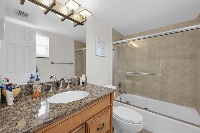 899 SE 2nd Avenue 120, Deerfield Beach, FL 33441