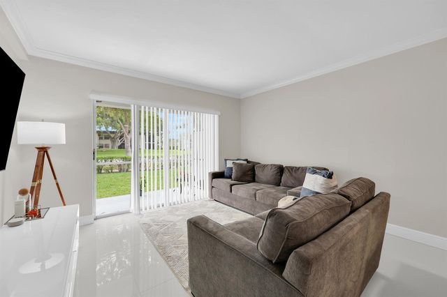 899 SE 2nd Avenue 120, Deerfield Beach, FL 33441