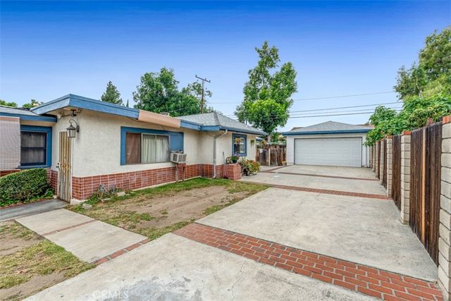223 Montana, Monrovia, CA 91016