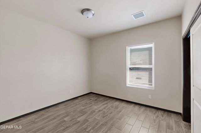 811 TS DANIEL CADENA Drive B, El Paso, TX 79927