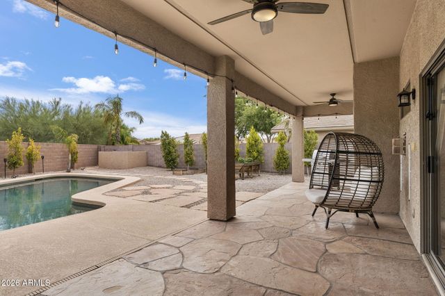 2405 W BARBIE Lane, Phoenix, AZ 85085