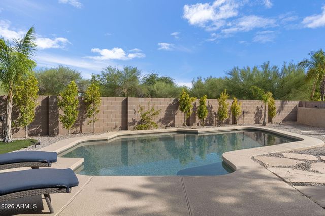 2405 W BARBIE Lane, Phoenix, AZ 85085