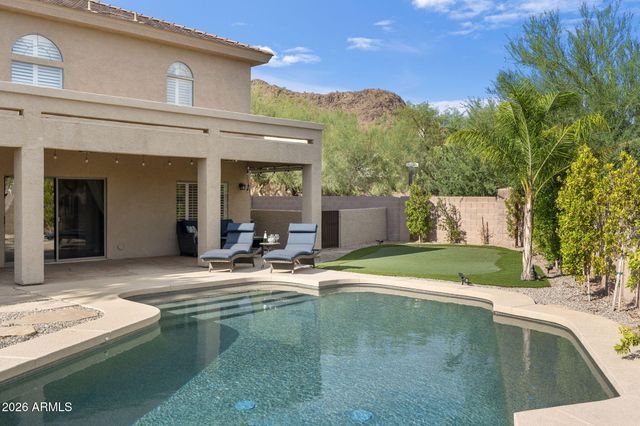 2405 W BARBIE Lane, Phoenix, AZ 85085