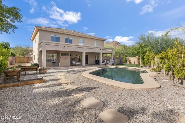 2405 W BARBIE Lane, Phoenix, AZ 85085