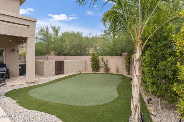 2405 W BARBIE Lane, Phoenix, AZ 85085