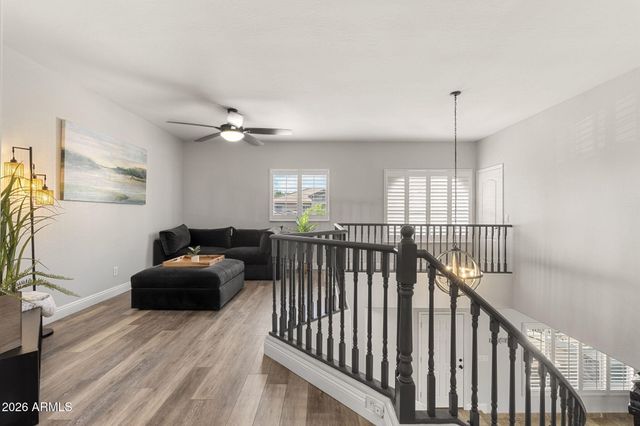 2405 W BARBIE Lane, Phoenix, AZ 85085