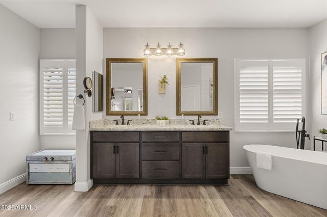 2405 W BARBIE Lane, Phoenix, AZ 85085
