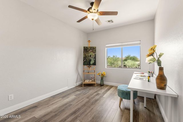 2405 W BARBIE Lane, Phoenix, AZ 85085