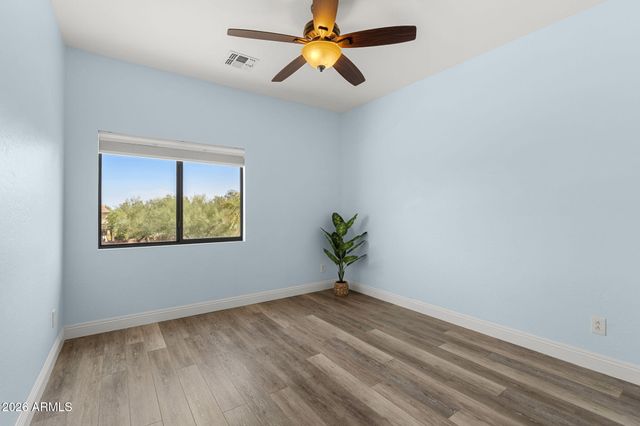 2405 W BARBIE Lane, Phoenix, AZ 85085