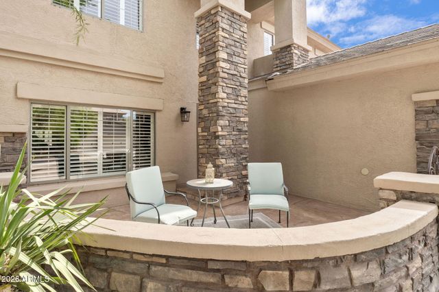 2405 W BARBIE Lane, Phoenix, AZ 85085