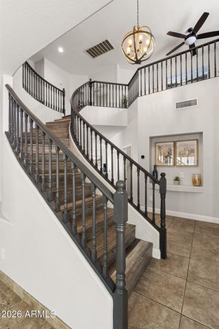 2405 W BARBIE Lane, Phoenix, AZ 85085