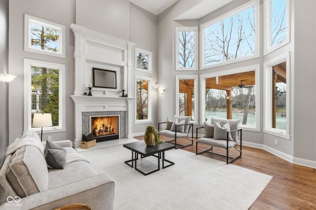 5854 E Fall Creek Parkway North Drive, Indianapolis, IN 46226