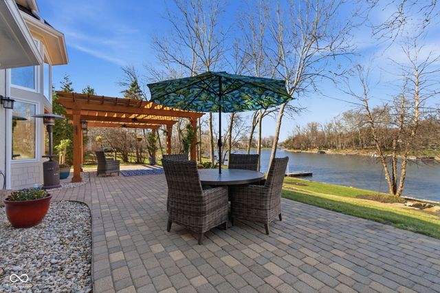 5854 E Fall Creek Parkway North Drive, Indianapolis, IN 46226