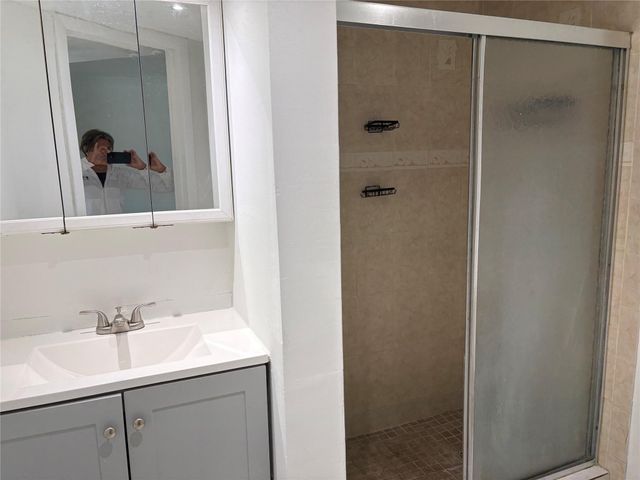 8000 Colony Circle 201, Fort Lauderdale, FL 33321