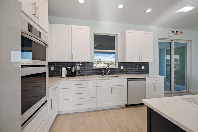 8186 ARLEWOOD CIRCLE, Port Charlotte, FL 33981